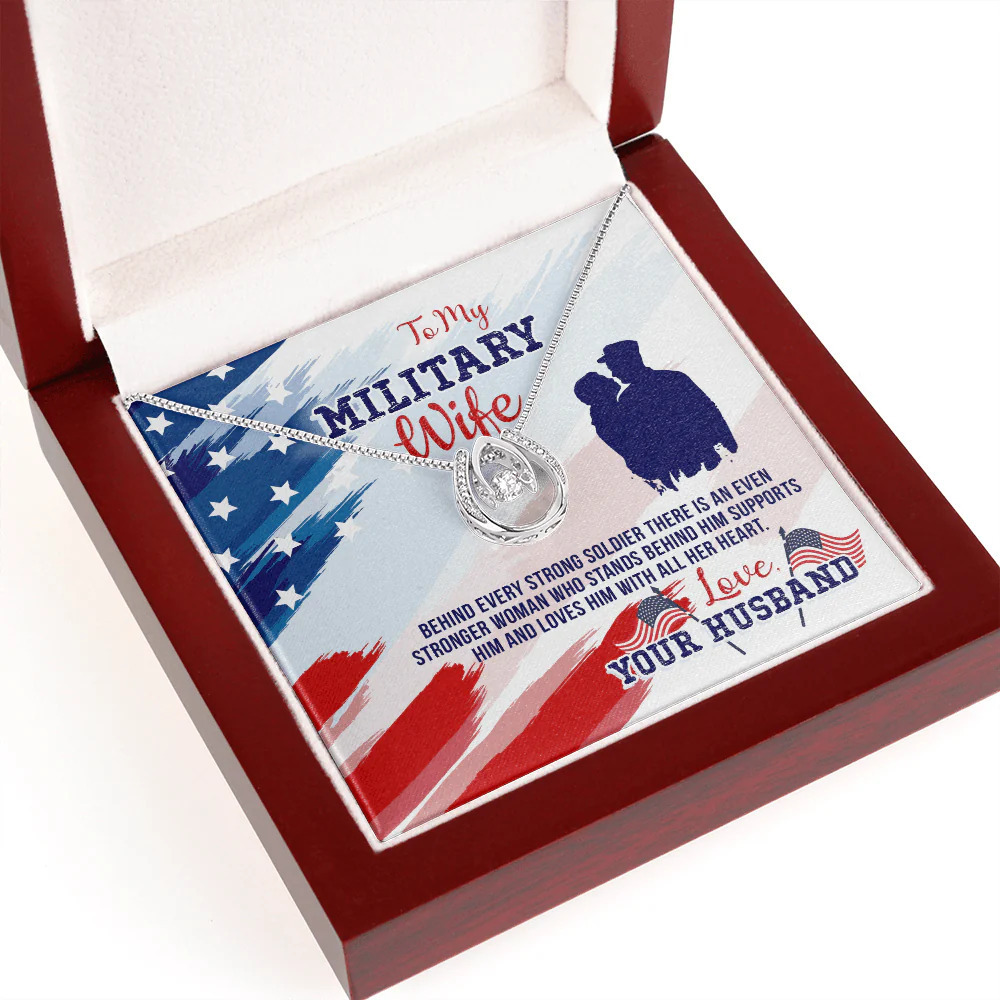 Army Wife Strong Soldier Lucky Horseshoe Necklace Luxury Box